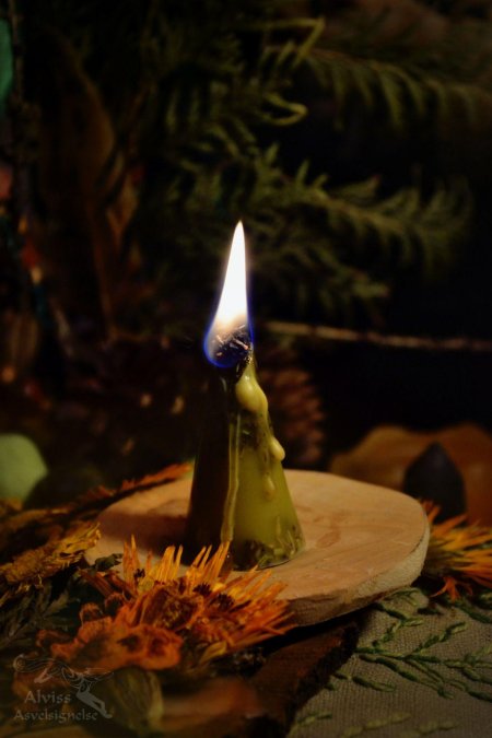 Бесфитильная свеча ведьмина