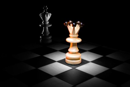 Король и ферзь в шахматах