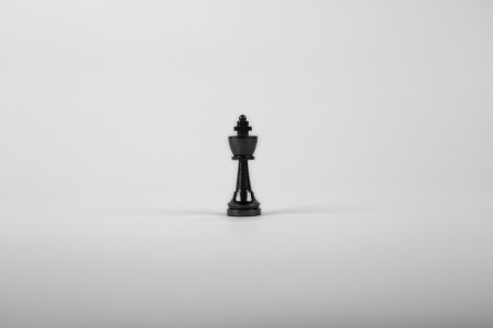 King chess piece
