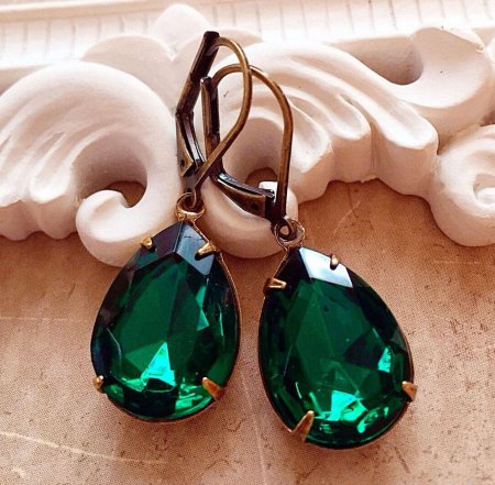 Изумрудные серьги