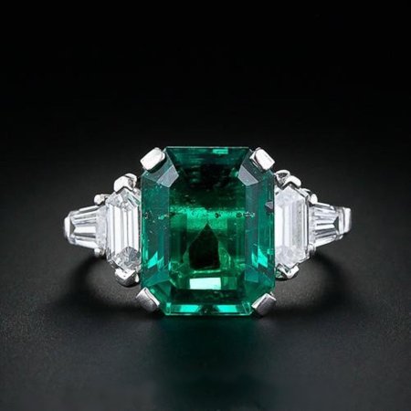 Антикварные кольца изумруд