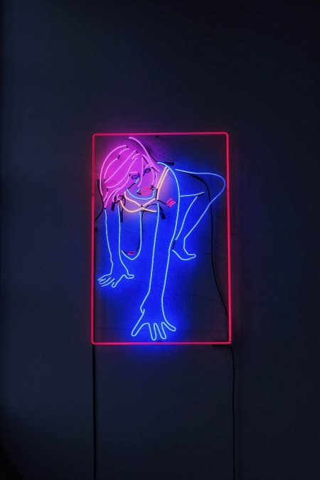 Неоновая табличка