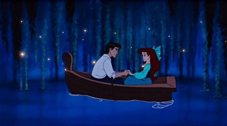 Ариэль и принц эрик в лодке