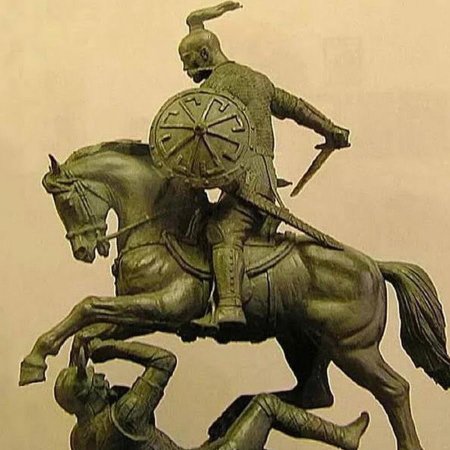 Памятник святославу скульптора клыкова