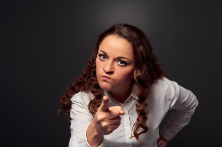 Злая женщина