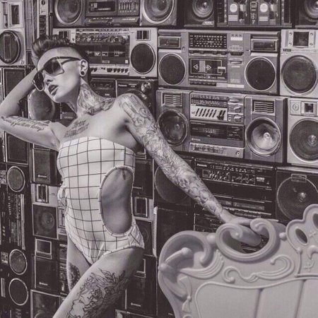 Техно девушка