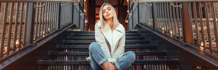 Блондинка модель