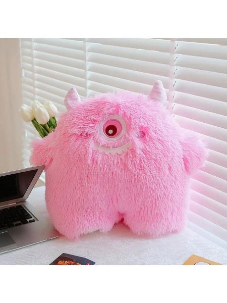 Плюшевый монстрик