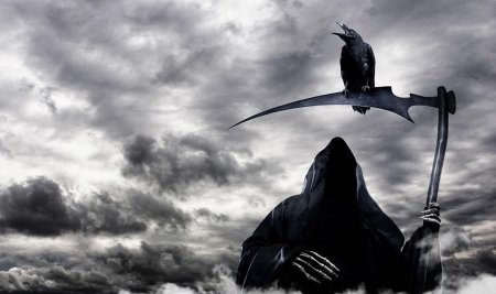 Смерть с косой на кладбище