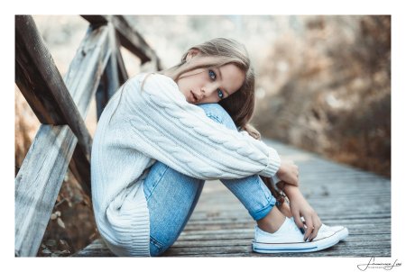 Фотосессия в свитере