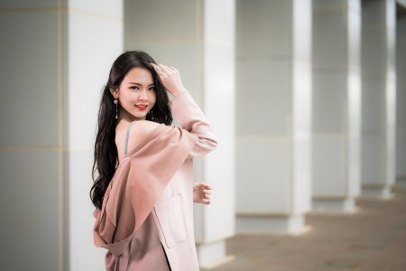 Азиатская девушка