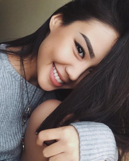 Айжана асемова