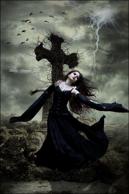 Готическая ведьма