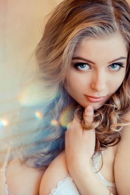 Милашка девушка