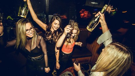 Вечеринка алкоголь