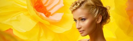 Яркая женщина