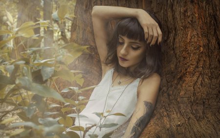 Фотосессия на дереве