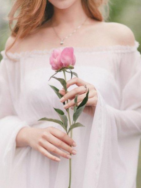 Нежная женщина