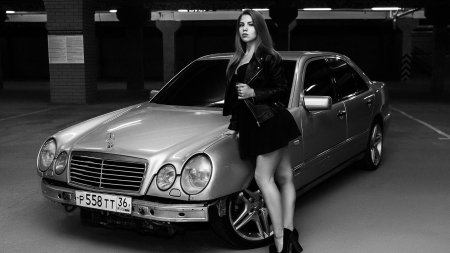 Мерседес 210