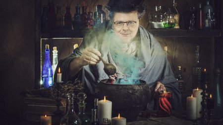 Варит зелье