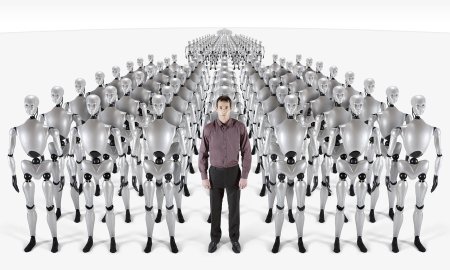 Роботы среди людей