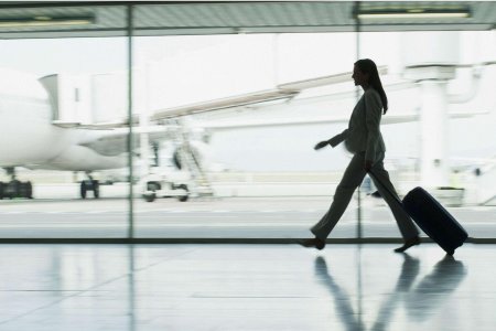 Пассажир в аэропорту