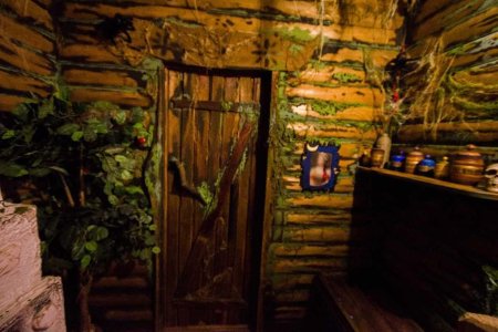 Избушка бабы яги измайловский кремль