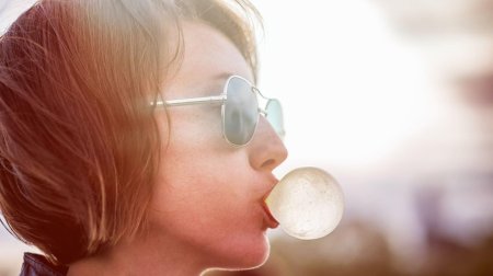 Пузырь из жвачки