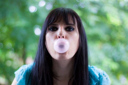 Пузырь из жвачки