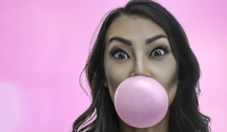 Пузырь из жвачки