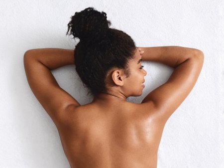 Женская спина