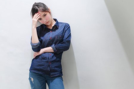 Азиатская девушка