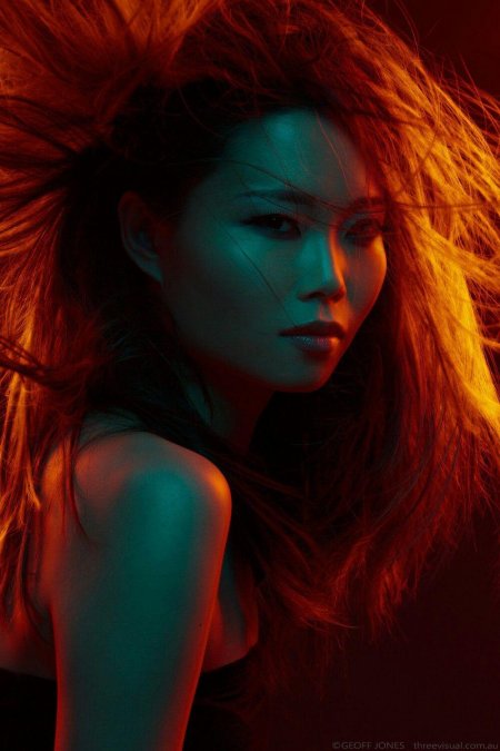 Фотосессия с цветным светом