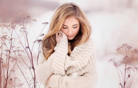 Фотосессия в свитере