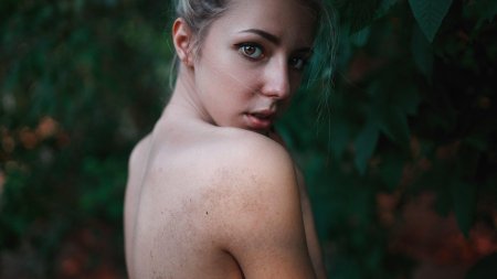 Взгляд через плечо