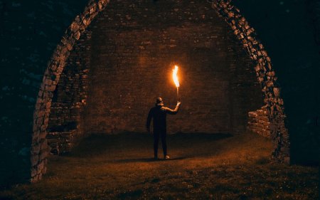 Средневековый факел