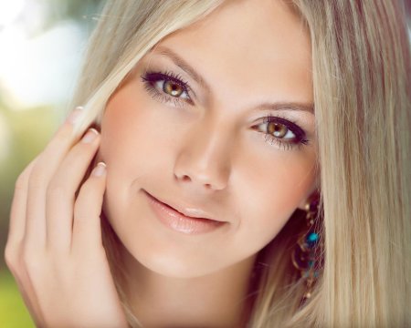 Красивые женские лица