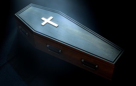 Гроб с крестом