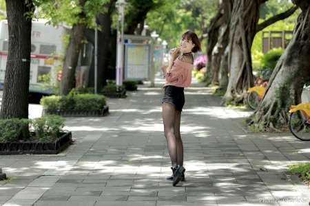 Красива девушка