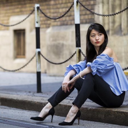 Блузка модная