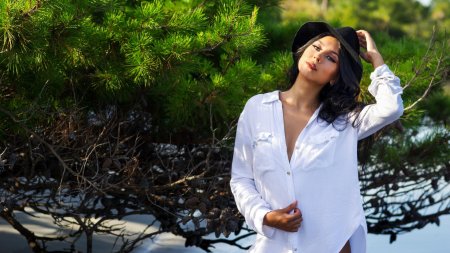 Оксана федорова в мокрой рубашке