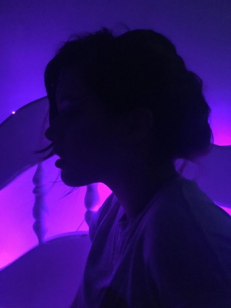 Фиолетовая эстетика девушка