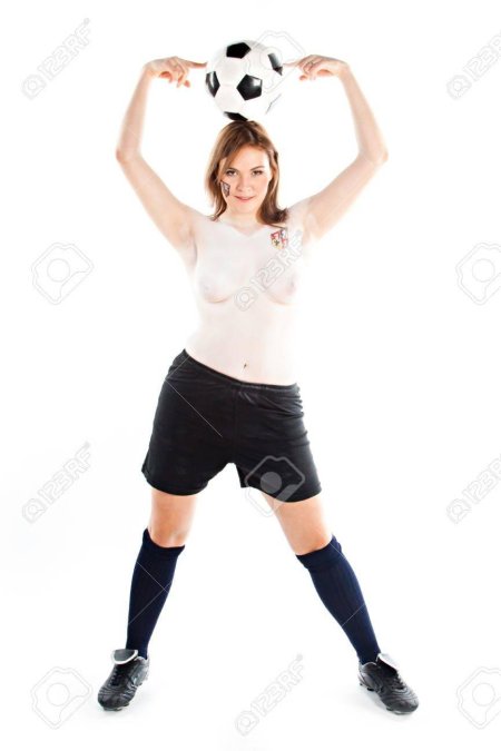 Боди арт футболистки