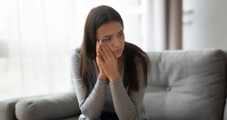 Девушка расстроена