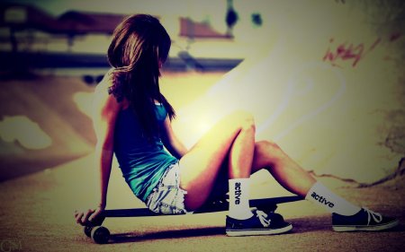 Девушка крутая