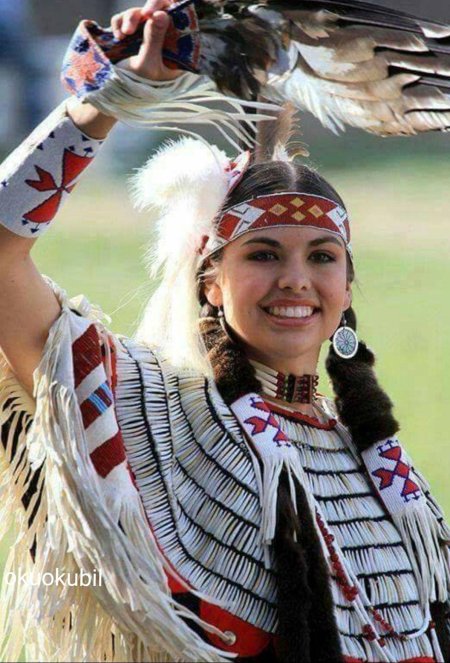 Девушки американских индейцев