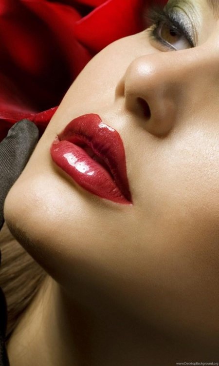 Сочные губы