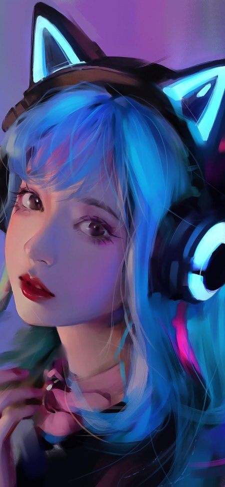 Девушка в наушниках