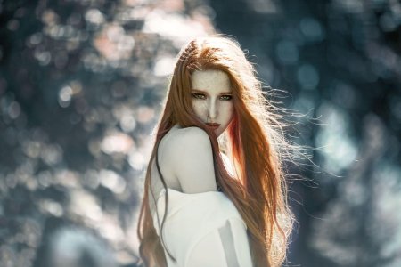 Рыжие длинные волосы