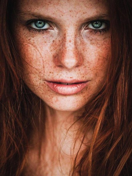 Селина скиндер веснушки